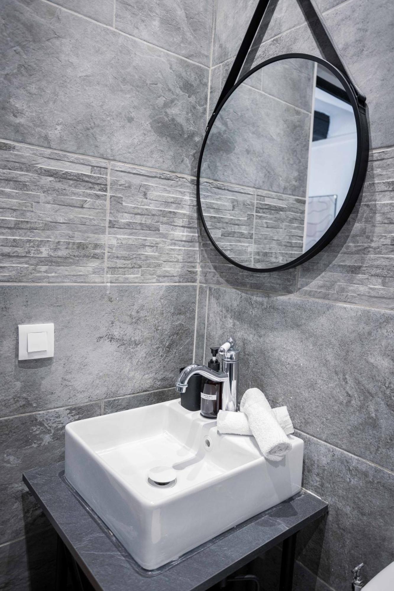 Charme Du Suquet - 12mn Du Palais&plage, Cosy, Neuf Cannes